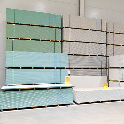 अच्छा मूल्य आंतरिक दीवार विभाजन के लिए हाथीदांत रंग सजावटी जिप्सम बोर्ड प्लास्टरबोर्ड ऑनलाइन