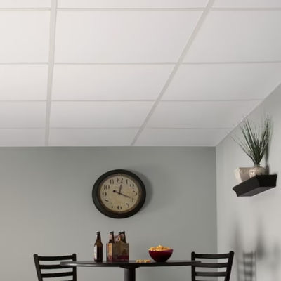 अच्छा मूल्य होटल की आंतरिक सजावट के लिए 600 मिमी स्क्वायर एज जिप्सम पीवीसी टाइल ऑनलाइन